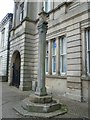 Alloa mercat cross, Bank Street