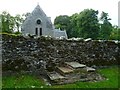 Loupin-on-stane, Bowden Kirk