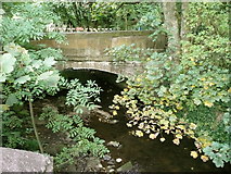 SE0820 : Bridge carrying Ellistones Lane over Black Brook by Humphrey Bolton