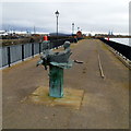 Wife on the Ocean Wave sculpture, Cardiff Bay