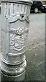 Croydon Borough arms on decommissioned lamp-post, Kingslyn Crescent, SE19