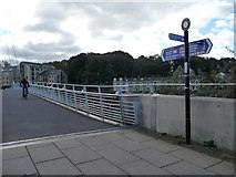 SD4762 : Millennium Bridge signpost by Christine Johnstone