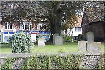 SU6089 : Churchyard from the road by Bill Nicholls