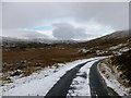 NN5841 : Bend in the Lochan na Lairige road by Alan O'Dowd