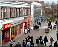 Shops and shoppers, George Street