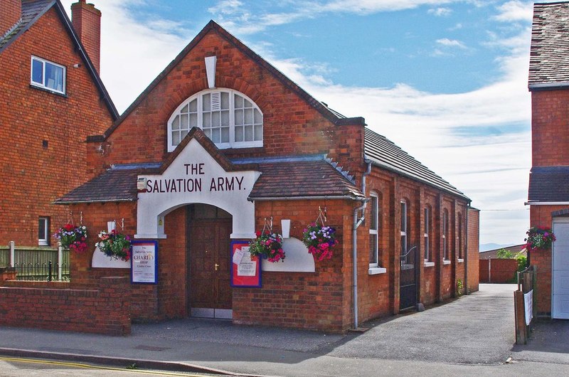 the-salvation-army-charity-shop-1-496-p-l-chadwick-geograph