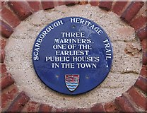 TA0588 : The Three Mariners, Quay Street blue plaque by Christopher Hall