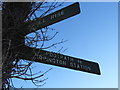 Fingerposts on Knoll Rise, Orpington