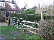 TM2250 : Gate And Stile by Keith Evans