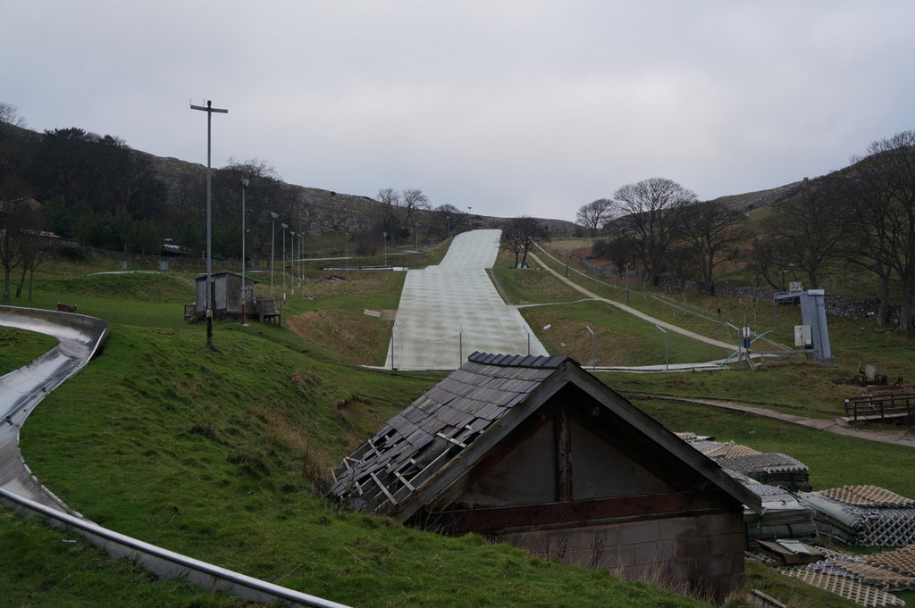 dry-ski-slope-great-orme-llandudno-ian-s-geograph-britain-and