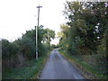 Lane heading east into Spanby