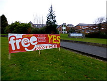 H4672 : Smoke Free banner, Tyrone County Hospital by Kenneth  Allen