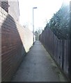 Footpath - Oakwood Avenue