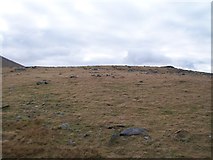 SH6061 : Ascending to the summit plateau of Elidir Fach by Eric Jones