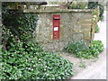 Gatcombe: postbox № PO30 14