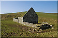 NR2060 : Cill Chiarain Chapel by Mary and Angus Hogg