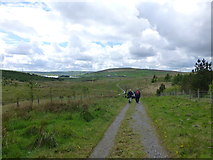 SD8428 : The path to Clowbridge Reservoir from Crown Point Road by Raymond Knapman