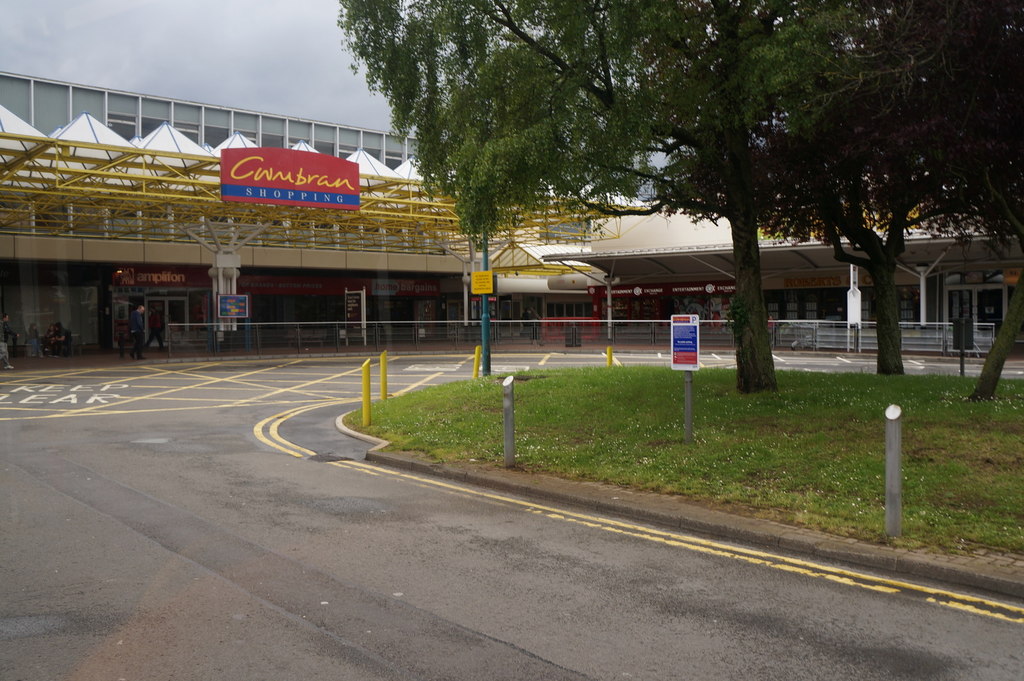 Cwmbran Shopping Centre, Cwmbran © Ian S :: Geograph Britain and Ireland