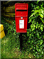 TL8247 : Egremont Street Postbox by Geographer