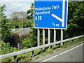 M20 exit sign and industrial estate road beyond