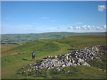 SD8492 : Quarry spoil by the Pennine Way, Little Fell by Karl and Ali