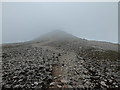 NG9561 : Approaching the summit cone of Ruadh-stac MÃ²r by John Allan