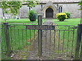 A brief evening stroll around All Saints, Leigh (j)