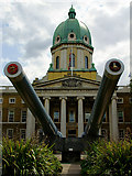 TQ3179 : Big Guns at the Imperial War Museum by Peter Trimming
