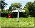 Direction sign near Sheffield Park