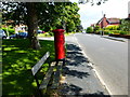 Bench and postbox on Kings Road