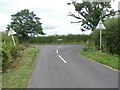 SU8572 : Rural road junction by Alan Hunt