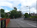 Approaching the crossroads of Sauchie Place, Sauchie Road and Mill Road