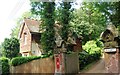 Gate piers, Plas Bryn