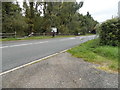 Randalls Road at the entrance to Pachesham Farm