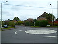 SU7965 : Mini roundabout at junction of Waverley Way and Nash Grove Lane by Shazz
