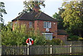 Lock keepers Cottage, Temple Lock