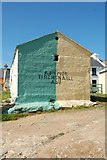 B8546 : Storehouse, West Town, Tory Island - Baile Thiar, OileÃ¡n ThoraÃ­ by Donald MacDonald