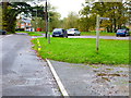 Footpath junction on School Close