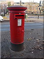 SE6051 : York: postbox № YO1 580, Cromwell Road by Chris Downer
