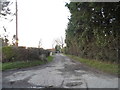 The entrance to Home Farm off Coldharbour Lane