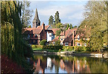 SU6376 : Whitchurch-on-Thames, Oxfordshire by Edmund Shaw
