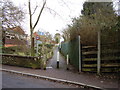 Footpath to Wimple Railway station