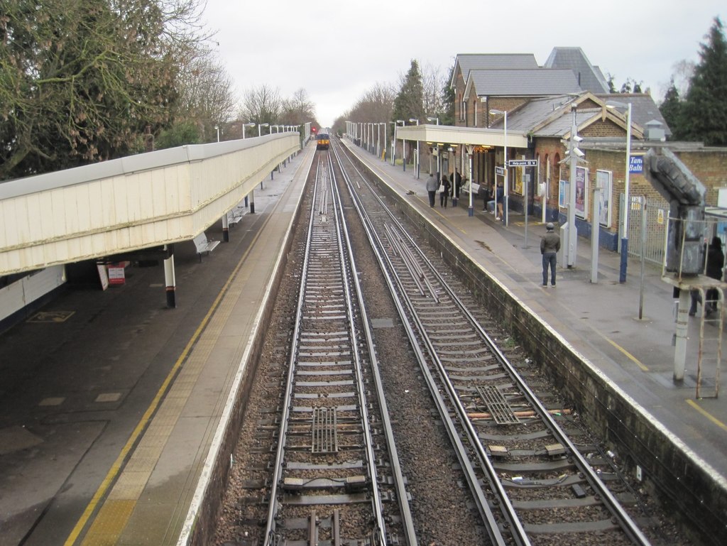 strawberry-hill-railway-station-greater-nigel-thompson