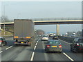 SK5043 : M1 northbound towards junction 26 by Ian S