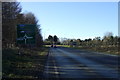 A164 approaching roundabout, Driffield