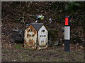 Milestone old A477 - Red Roses/Llanddowror road