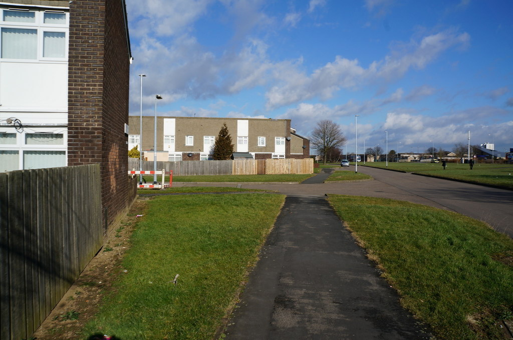 Stroud Crescent East, Bransholme, Hull © Ian S Geograph Britain and