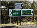 Roadsigns on the A143 Bungay Road