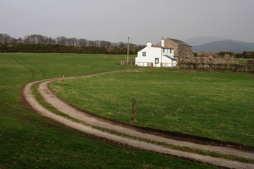 Parsonage Farm, Cumbria © Peter Trimming Geograph Britain and Ireland