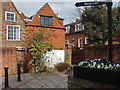 SU8346 : Walkway off West Street, Farnham by Alan Hunt